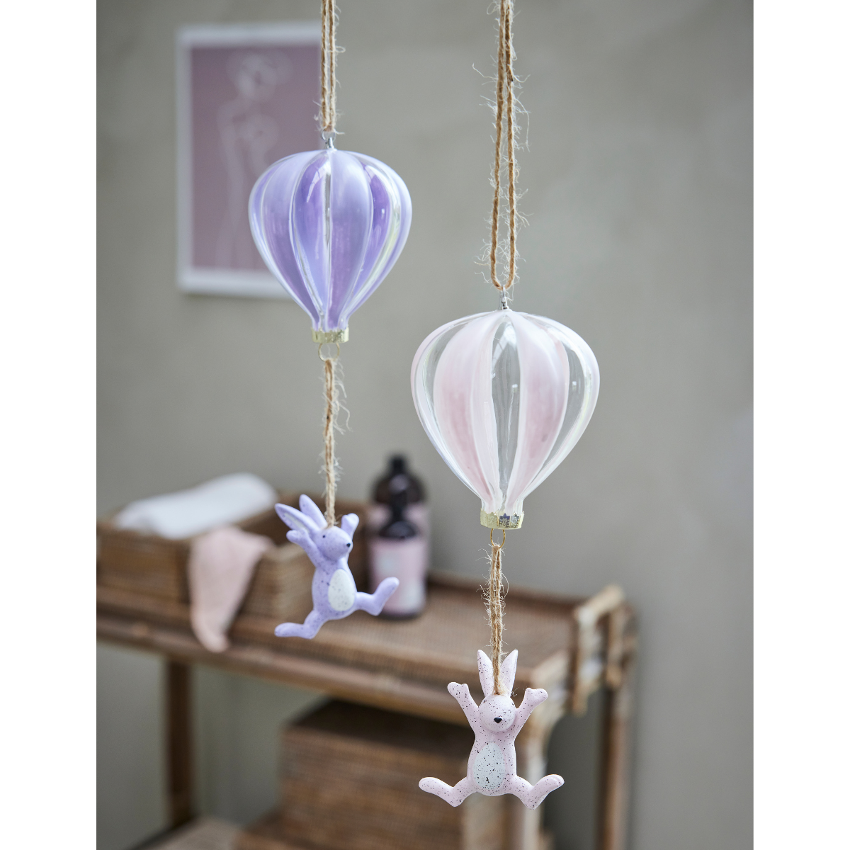 Lene Bjerre Feline Hase Ballon Deko Polyresin lila und rosa