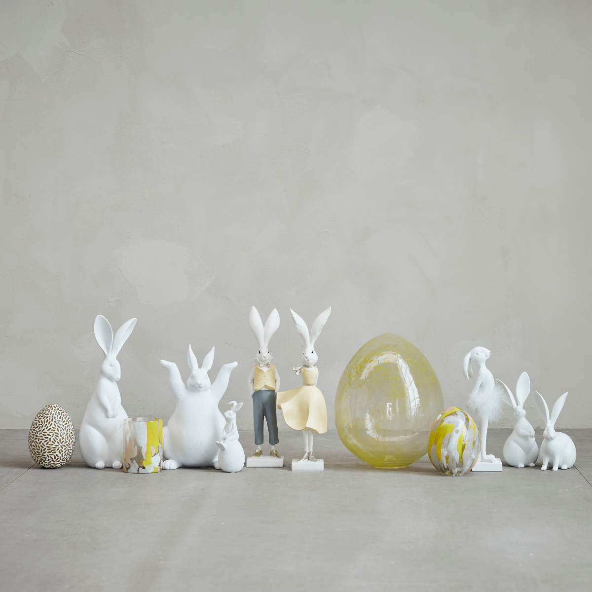 Lene Bjerre Hasen Eier Deko Polyresin weiß gelb Lene Bjerre Hasen Eier Deko Polyresin weiß gelb