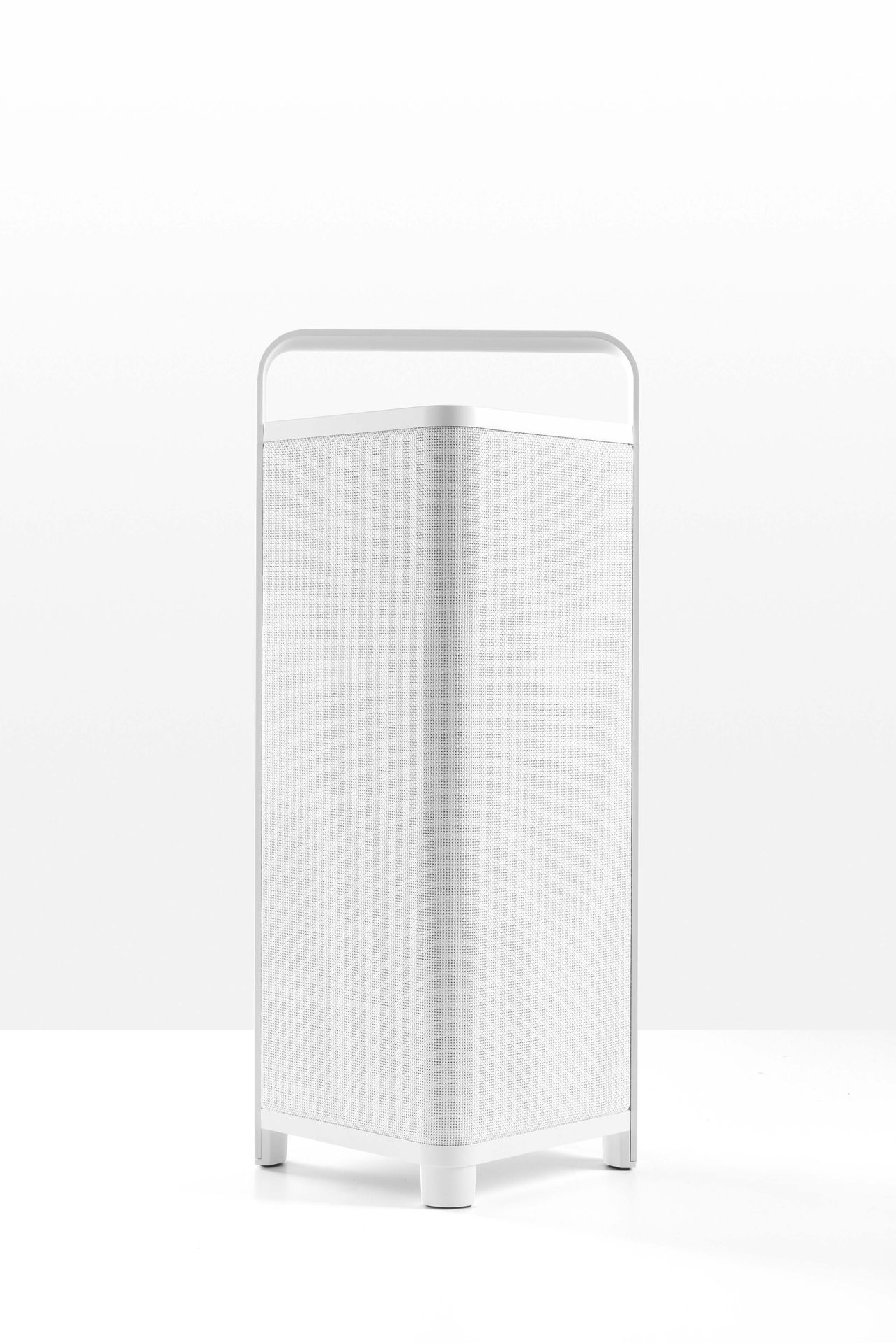 Escape tragbarer Outdoor-Lautsprecher  P6 Air | WiFi in der Farbe Weiß