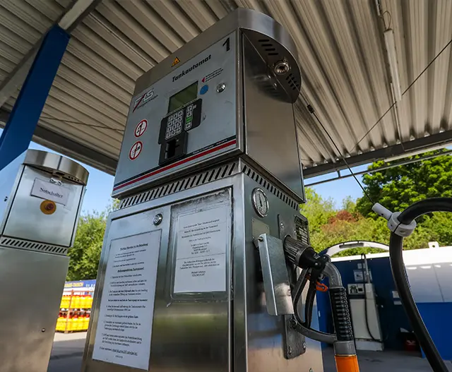 LPG Autogas Zapfsäule an der Tankstelle