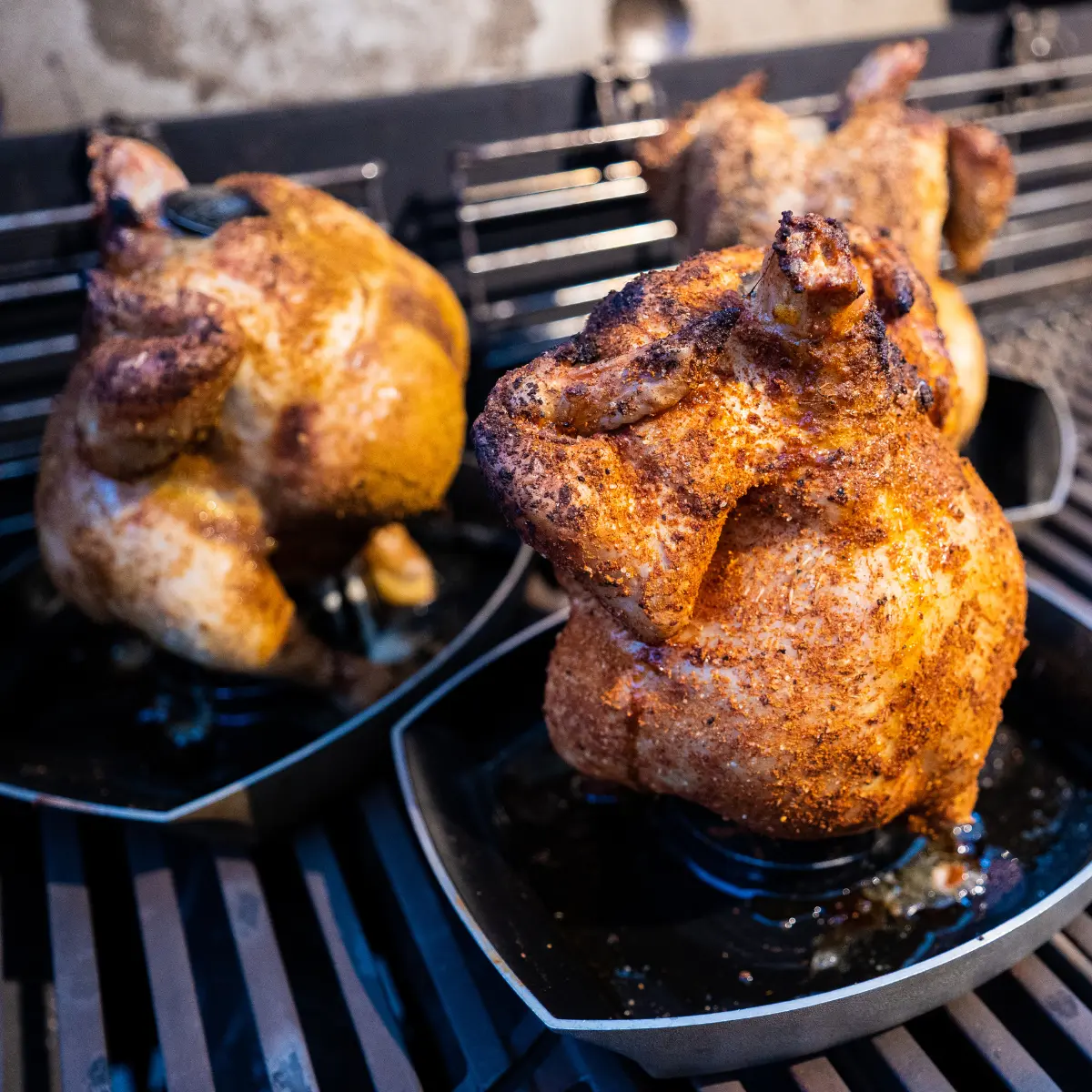 Beer Can Chicken auf dem Grill