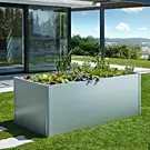 Hochbeets für platzsparendes Gärtnern auf beqümer Arbeitshöhe