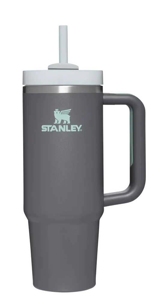 Stanley Quencher H2.0 Flowstate™ Tumbler - 0,88 L  in charcoal | anthrazit